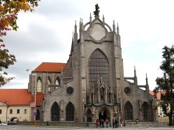 Sedlecký klášter v Kutné Hoře a kostel Nanebevzetí Panny Marie a svatého Jana Křtitele