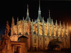 Kutná Hora. Chrám svaté Barbory v noci