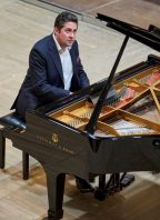 3. koncert – kompletní Mozartovy sonáty pro housle a klavír