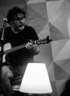 DAVID UHER | koncert na terase